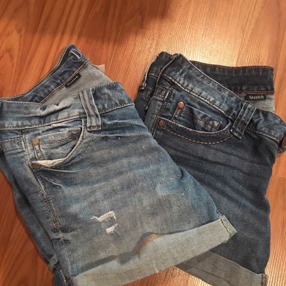 Decree Shorts Lot/2
